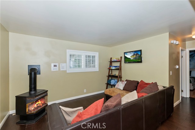 24032 Alpine Drive, Crestline, CA 92325