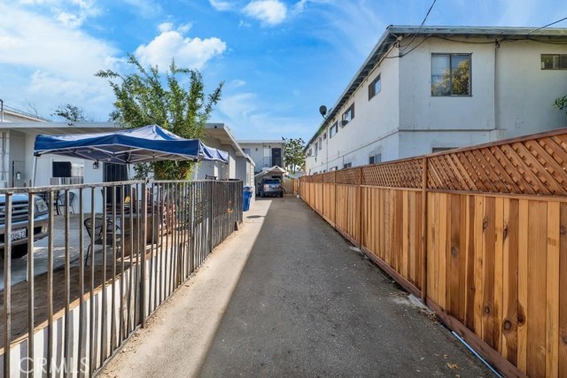 Image 3 for 6828 Morella Ave, North Hollywood, CA 91605