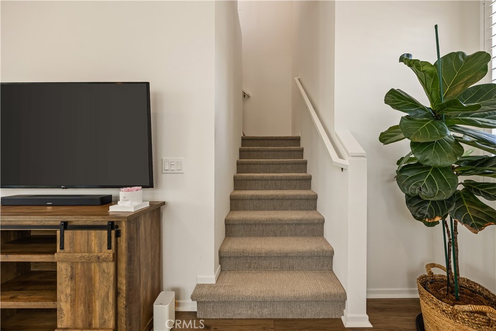 468 Carina Glen - photo 14