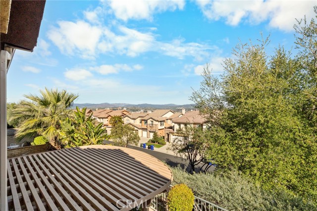 Detail Gallery Image 38 of 75 For 26640 via Bellazza, Valencia,  CA 91381 - 3 Beds | 2/1 Baths