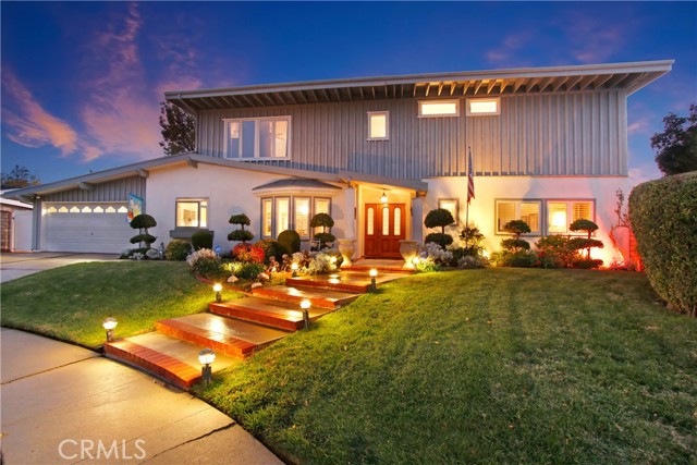 23780 Clarendon Street photo 29