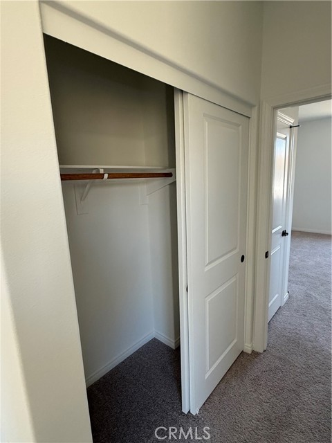 Image 7 of 8 For 4470 Hickory Court 2