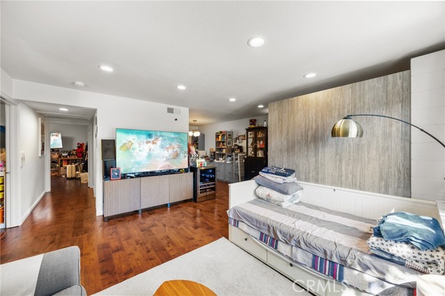 MLS #OC25265109 image #6