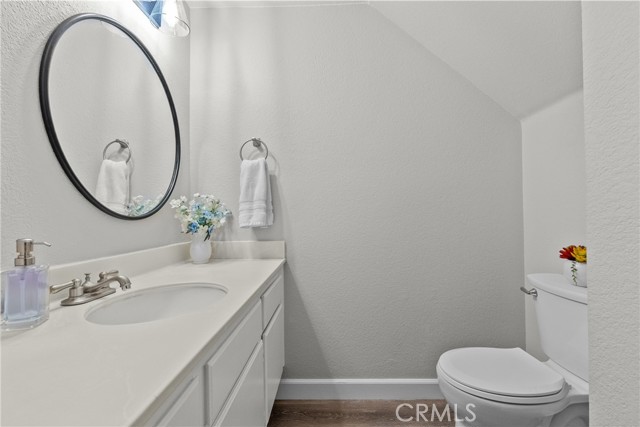 Detail Gallery Image 20 of 42 For 25114 Steinbeck #C,  Stevenson Ranch,  CA 91381 - 2 Beds | 2/1 Baths