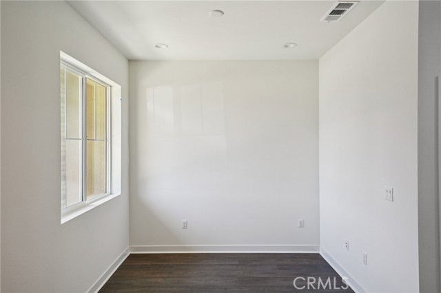 Detail Gallery Image 13 of 37 For 119 N First Ave, Upland,  CA 91786 - 3 Beds | 3/1 Baths