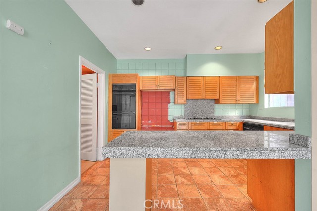 Detail Gallery Image 25 of 69 For 6423 Deep Dell, Hollywood,  CA 90068 - 3 Beds | 2/1 Baths