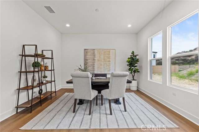 29961 W Corte Temprano, Valencia CA: https://media.crmls.org/medias/8fa3c077-fdd3-4d76-9494-0fdc0515b87b.jpg