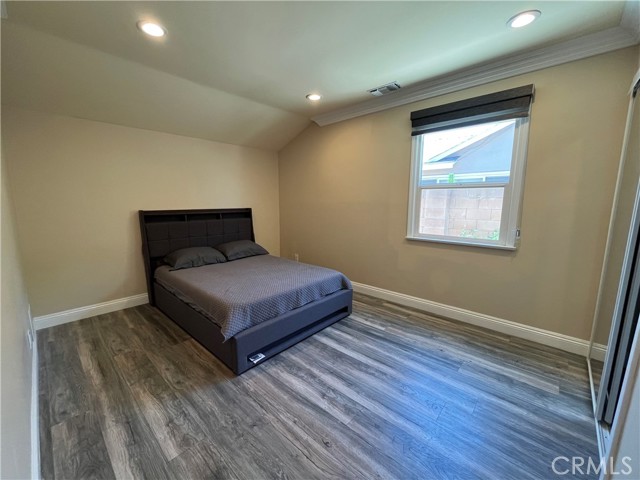 17430 Hemmingway Street, Northridge CA: https://media.crmls.org/medias/8fa3cd41-6804-4ed5-83bb-b85cc7ec5419.jpg
