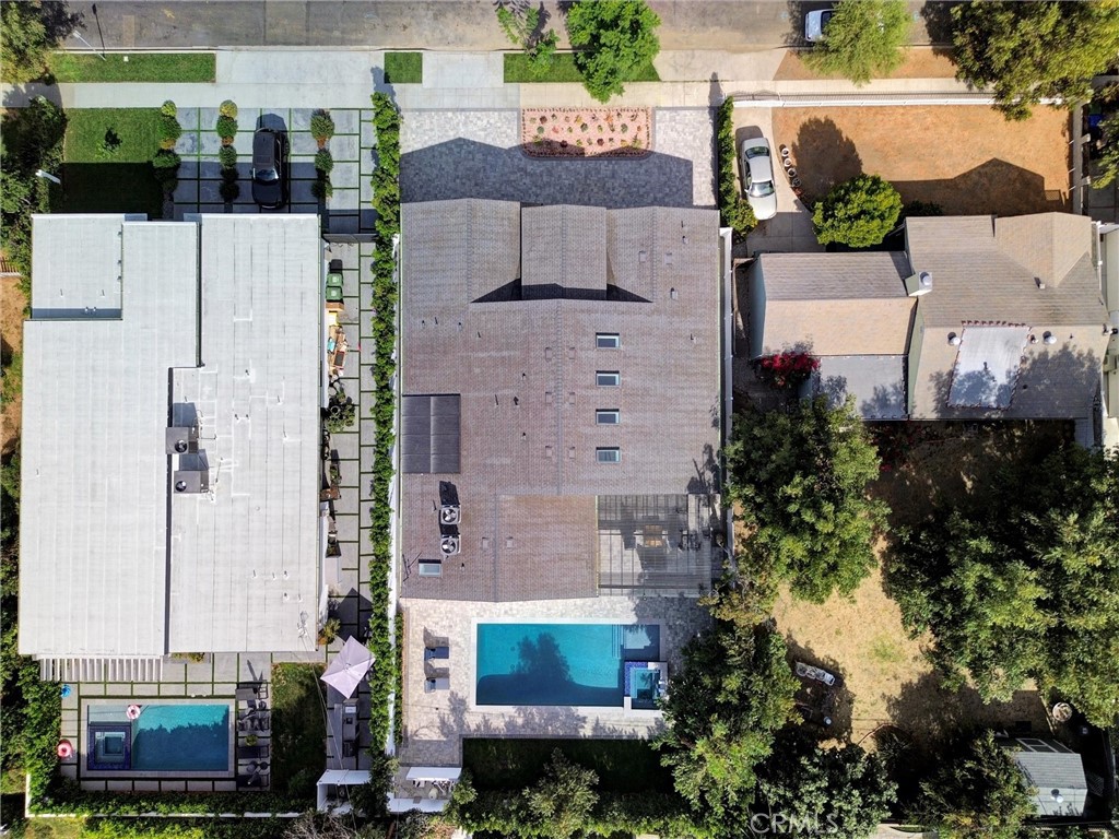 https://media.crmls.org/medias/8fa40ab8-67a7-4d9d-ad62-28a2fbd6af15.jpg?preset=X-Large