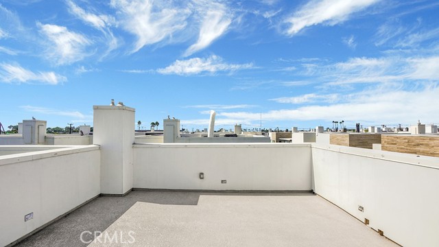 Detail Gallery Image 34 of 45 For 41 Ebb Tide, Newport Beach,  CA 92663 - 4 Beds | 3/1 Baths