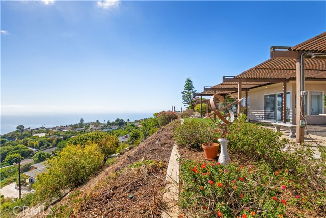 3335 Starline Drive, Rancho Palos Verdes, California 90275, 3 Bedrooms Bedrooms, ,3 BathroomsBathrooms,Residential,Sold,Starline,WS21227085