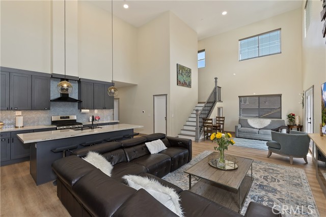 1215 Valley View Drive, Big Bear City CA: https://media.crmls.org/medias/8fa4e9b2-7bfe-44cd-bcc1-a442dbb60fc3.jpg