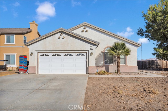 Detail Gallery Image 1 of 26 For 14554 Woodworth Way, Victorville,  CA 92394 - 4 Beds | 2 Baths