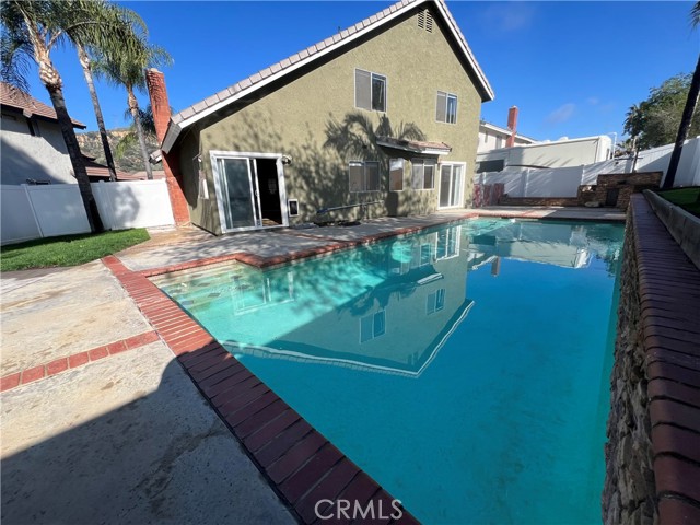 Detail Gallery Image 9 of 14 For 3531 Cherry Blossom, Lake Elsinore,  CA 92530 - 3 Beds | 2/1 Baths