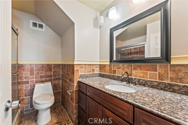 Detail Gallery Image 5 of 34 For 1735 Mountain Terrace Ln, Montebello,  CA 90640 - 4 Beds | 2/1 Baths
