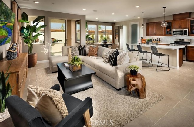 Detail Gallery Image 4 of 17 For 1526 Overpark Ln, Beaumont,  CA 92223 - 2 Beds | 2 Baths