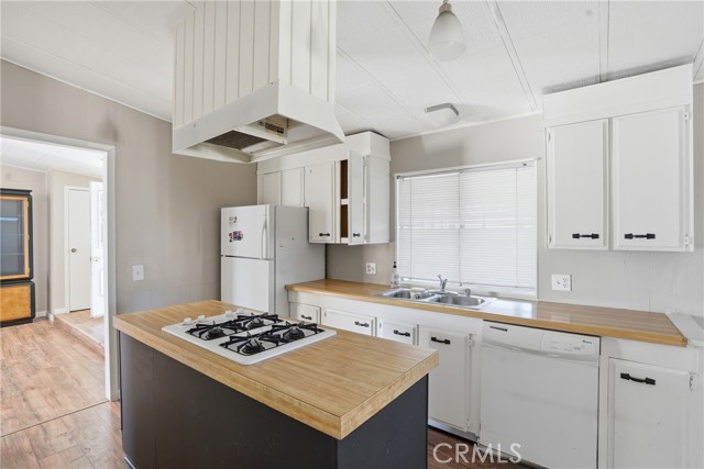 Detail Gallery Image 8 of 25 For 1203 via Asueto, Santa Maria,  CA 93454 - 2 Beds | 2 Baths