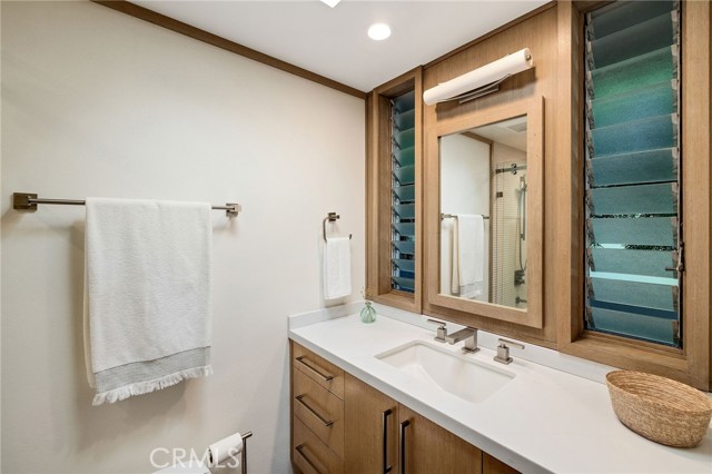 Image 17 of 32 For 15 Margate Square