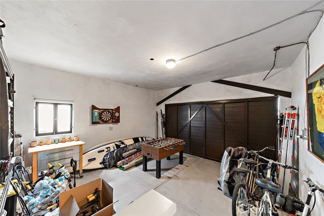 69 Santa Ana Avenue, Long Beach CA: https://media.crmls.org/medias/8faa6688-4ac4-45ce-b0a5-cbcf14d25e8a.jpg