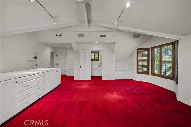 25472 Via Acorde, Valencia CA: https://media.crmls.org/medias/8faa7edf-d65c-4cd8-9f53-d4df39412a04.jpg