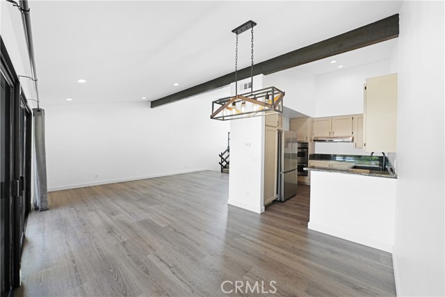 2002 Barranca, Newport Beach CA: https://media.crmls.org/medias/8faaeb6b-8785-4e48-a882-e62357a7720d.jpg