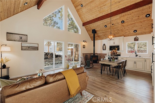 Detail Gallery Image 8 of 45 For 630 Victoria Ln, –,  CA 92386 - 3 Beds | 2 Baths