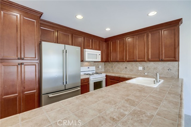 32146 Paseo Sanchez, San Juan Capistrano CA: https://media.crmls.org/medias/8fae3447-d382-4a52-a115-9b06a38424be.jpg