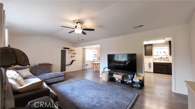 Detail Gallery Image 16 of 38 For 1222 Sixth, Lakeport,  CA 95453 - 3 Beds | 2 Baths