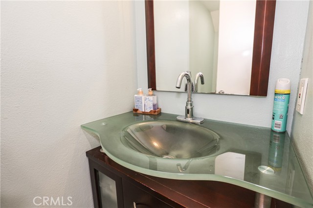 Detail Gallery Image 20 of 66 For 9601 Sepulveda Bld #9,  North Hills,  CA 91343 - 3 Beds | 2/1 Baths