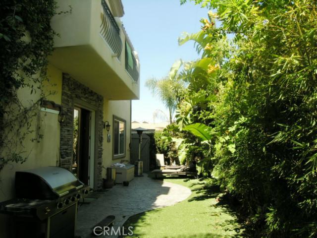 2221 Warfield, Redondo Beach, California 90278, 4 Bedrooms Bedrooms, ,2 BathroomsBathrooms,Residential,Sold,Warfield,S12089985