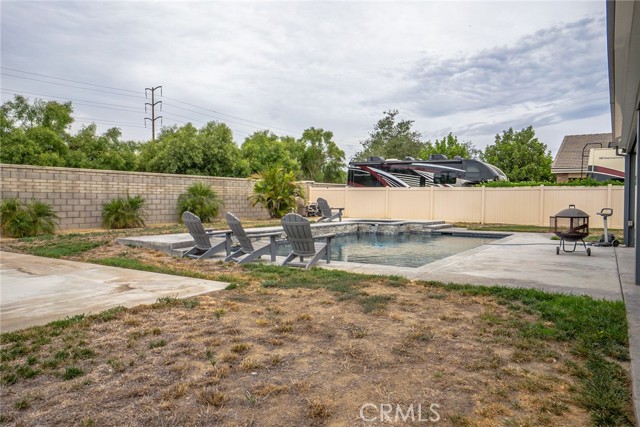 Detail Gallery Image 46 of 61 For 11703 Periwinkle Pl, Jurupa Valley,  CA 91752 - 5 Beds | 3 Baths