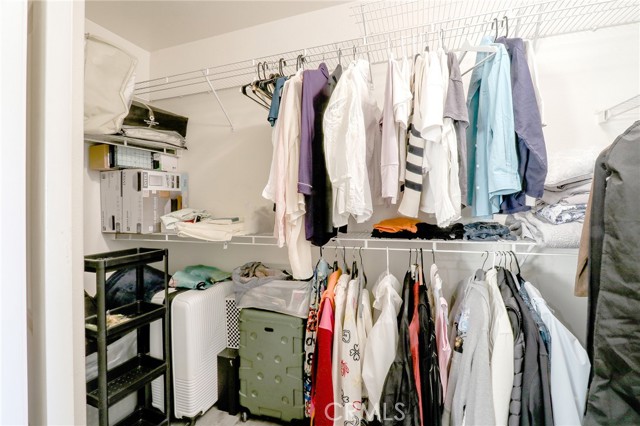 Detail Gallery Image 23 of 39 For 3738 Springmount St, Riverside,  CA 92501 - 3 Beds | 2/1 Baths