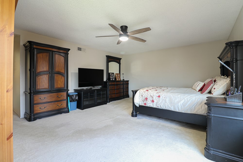 Detail Gallery Image 12 of 33 For 17773 San Rafael St, Fountain Valley,  CA 92708 - 4 Beds | 2/1 Baths