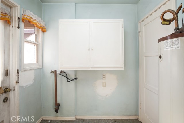 Detail Gallery Image 10 of 29 For 1618 W 9th, Santa Ana,  CA 92703 - 3 Beds | 1 Baths