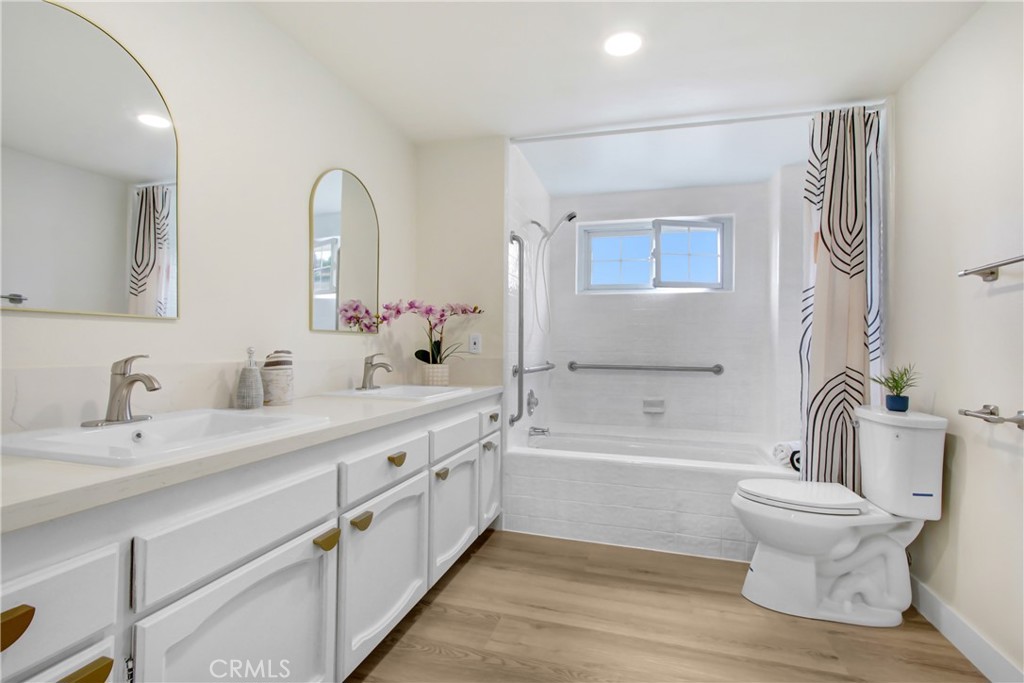 MLS #WS25252579 image #21