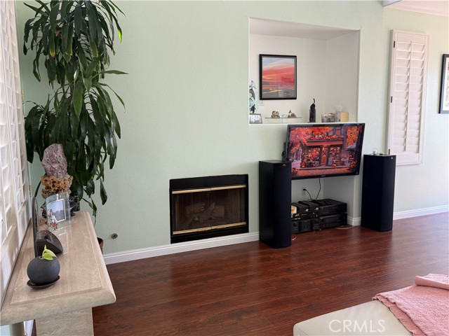 5904 E Bottlebrush Drive, Orange CA: https://media.crmls.org/medias/8fb09e5c-f265-485c-97eb-39cb077a5908.jpg