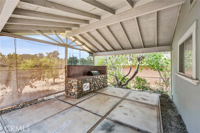 16272 27th Avenue, Clearlake CA: https://media.crmls.org/medias/8fb125e7-a12e-4d12-b7ab-fbf95dcdc2c1.jpg
