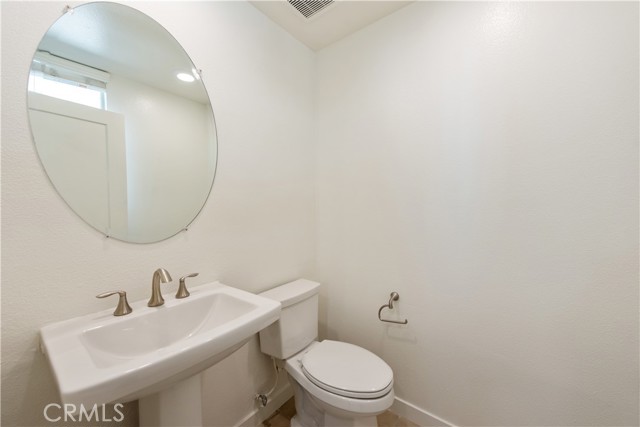 Detail Gallery Image 30 of 32 For 150 Fixie, Irvine,  CA 92618 - 3 Beds | 3/1 Baths