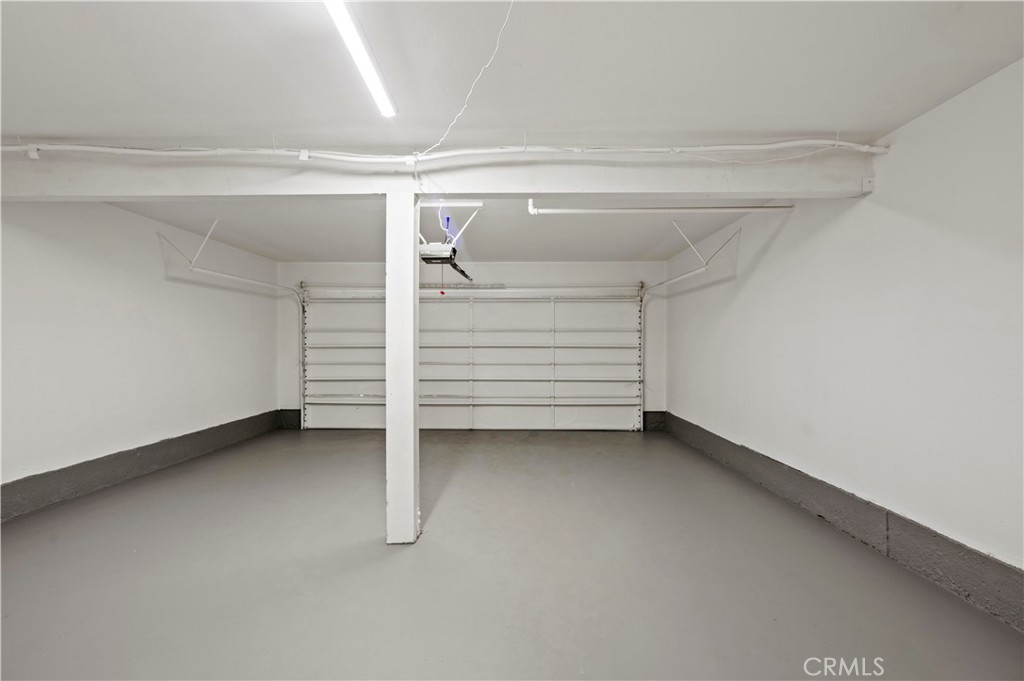 MLS #OC25253538 image #32