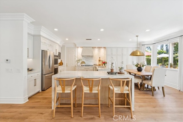 Detail Gallery Image 19 of 60 For 807 Alderdale Ct, Newbury Park,  CA 91320 - 5 Beds | 4 Baths