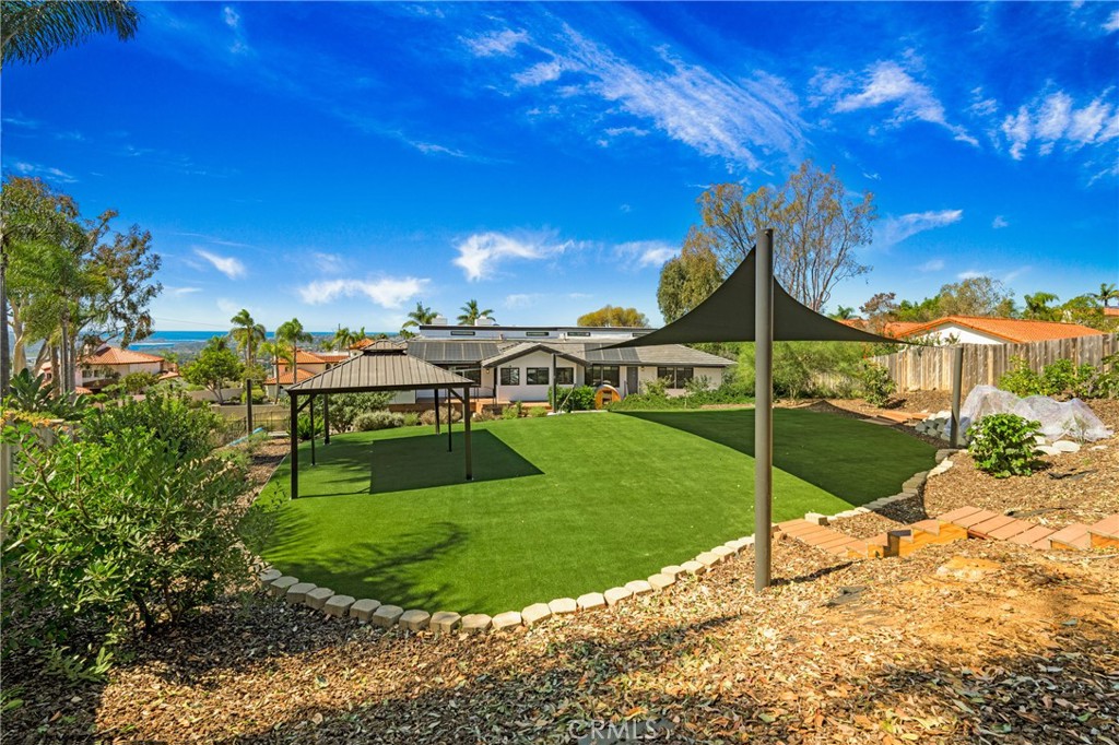 MLS #OC25221401 image #28