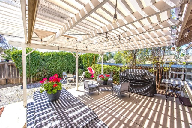 Detail Gallery Image 21 of 27 For 1720 Kingston, Redlands,  CA 92374 - 3 Beds | 2 Baths