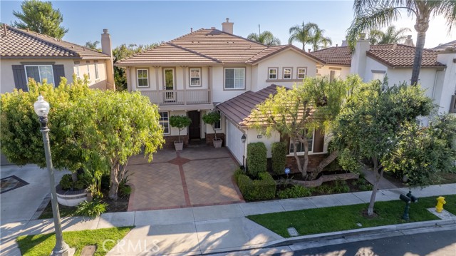 22 Modesto, Irvine CA: https://media.crmls.org/medias/8fb5ff1c-9b6e-4c76-94b6-6acd2da7d5a3.jpg