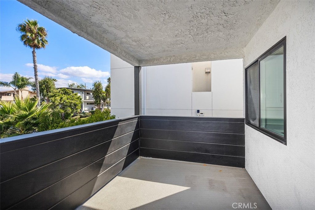 MLS #OC25198986 image #9