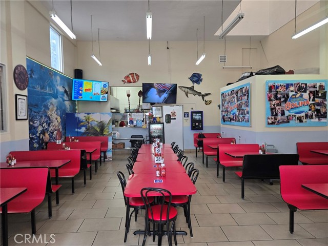 1465 3RD ST, Los Angeles CA: https://media.crmls.org/medias/8fb7d4c3-285d-4577-be00-b0ca1a3d6d30.jpg