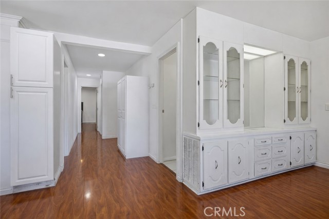 Detail Gallery Image 6 of 21 For 23777 Mulholland Hwy #203,  Calabasas,  CA 91302 - 3 Beds | 2 Baths