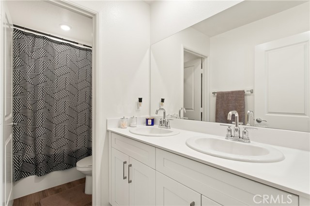 Detail Gallery Image 27 of 41 For 8476 Perada, Jurupa Valley,  CA 92509 - 4 Beds | 2/1 Baths