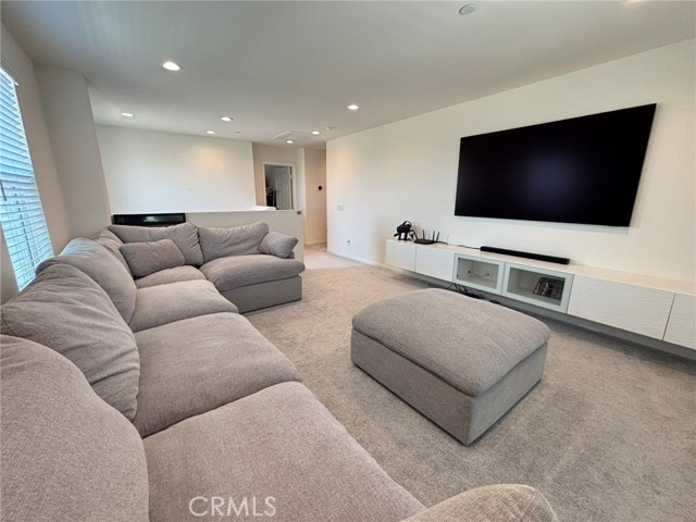 Detail Gallery Image 11 of 26 For 9605 Bonsai Ln, Riverside,  CA 92508 - 5 Beds | 3 Baths