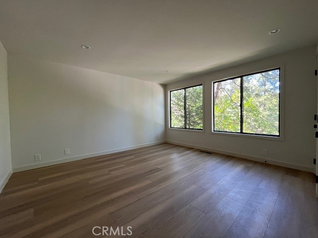 Detail Gallery Image 15 of 37 For 27821 Peninsula Dr #312,  Lake Arrowhead,  CA 92352 - 4 Beds | 3 Baths