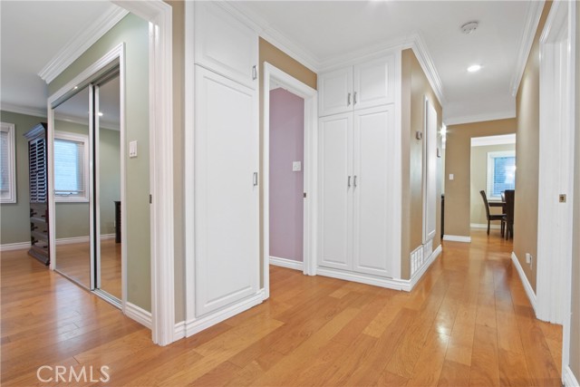 1737 Roseglen Avenue, San Pedro CA: https://media.crmls.org/medias/8fba330a-396e-45d2-97ac-936e41fd7440.jpg